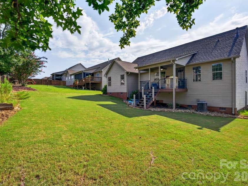 846 Affirmed Drive, Boiling Springs, SC 29316.  MLS# CAR4414338, YatesRealty ID 44951. 