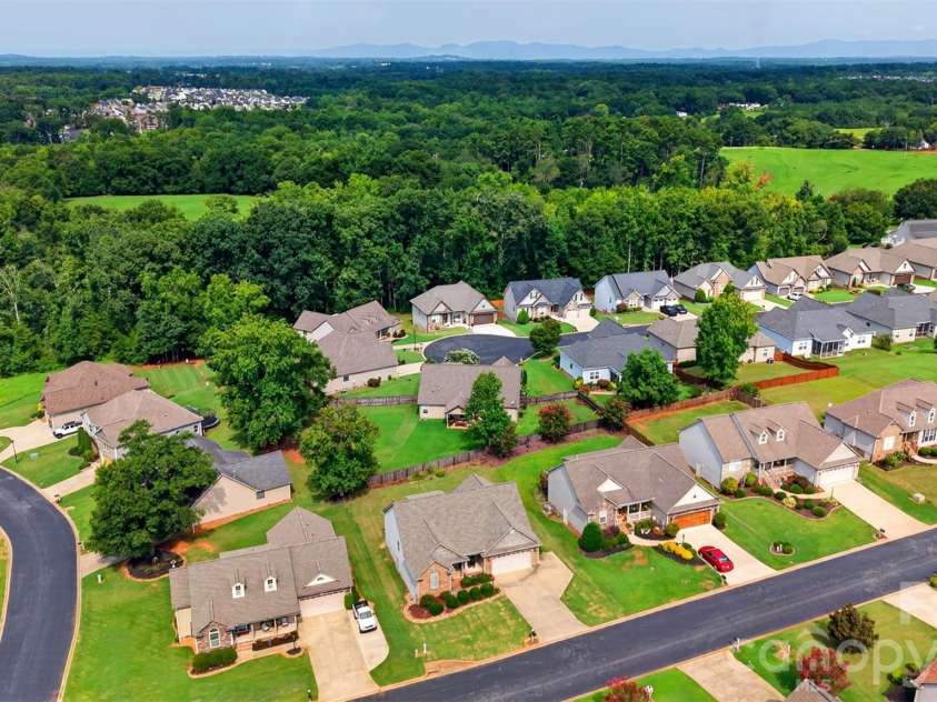 846 Affirmed Drive, Boiling Springs, SC 29316.  MLS# CAR4414338, YatesRealty ID 44951. 