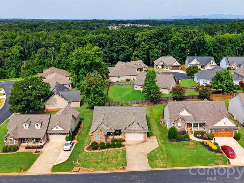 846 Affirmed Drive, Boiling Springs, SC 29316.  MLS# CAR4414338, YatesRealty ID 44951. 