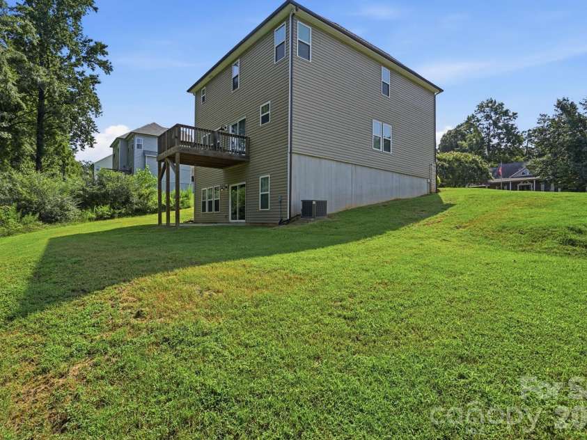235 Brook Avenue, Concord, NC 28025.  MLS# CAR4415282, YatesRealty ID 44952. 