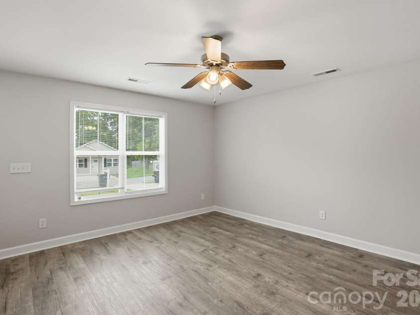235 Brook Avenue, Concord, NC 28025.  MLS# CAR4415282, YatesRealty ID 44952. 