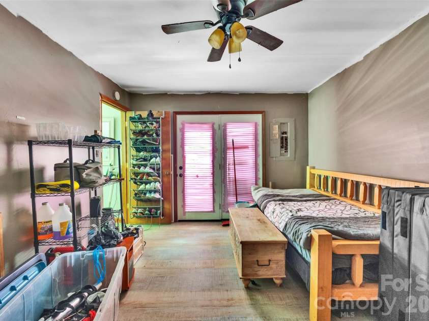 155 Horse Shoe Ridge Road, Deep Gap, NC 28618.  MLS# CAR4415542, YatesRealty ID 44957. 