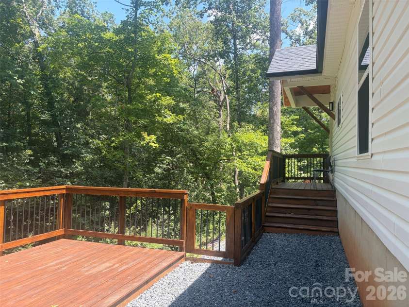 6524 Mintbrook Drive, Mint Hill, NC 28227.  MLS# CAR4415376, YatesRealty ID 44958. 