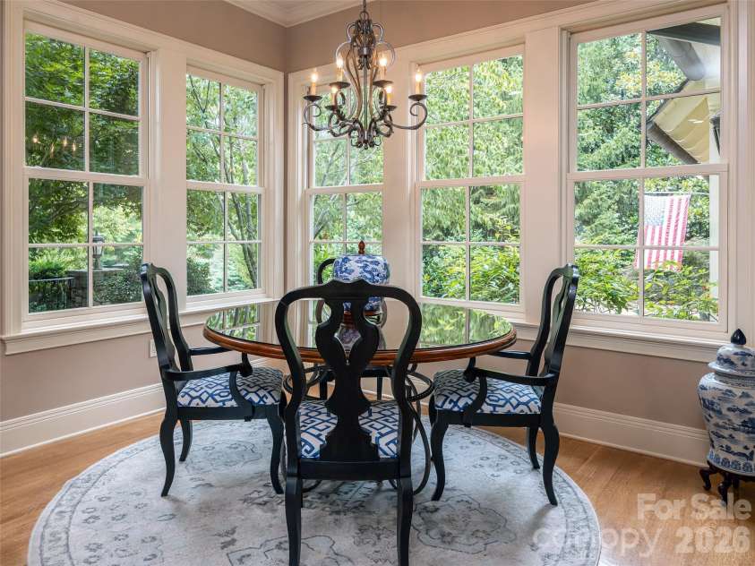 39 Beadle Lane, Asheville, NC 28803.  MLS# CAR4415544, YatesRealty ID 44959. 