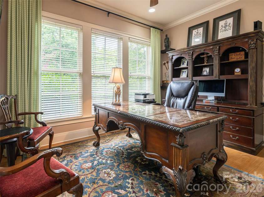 39 Beadle Lane, Asheville, NC 28803.  MLS# CAR4415544, YatesRealty ID 44959. 