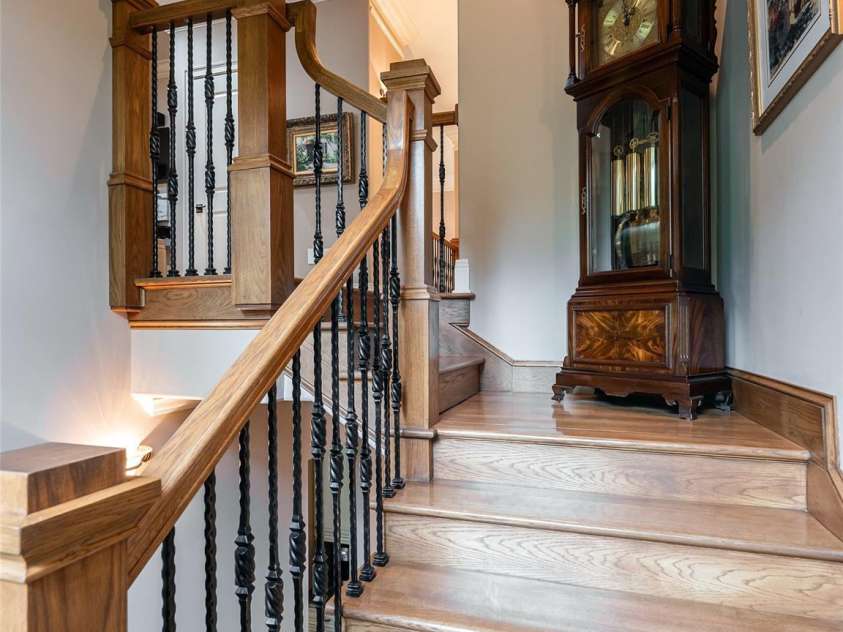 39 Beadle Lane, Asheville, NC 28803.  MLS# CAR4415544, YatesRealty ID 44959. 