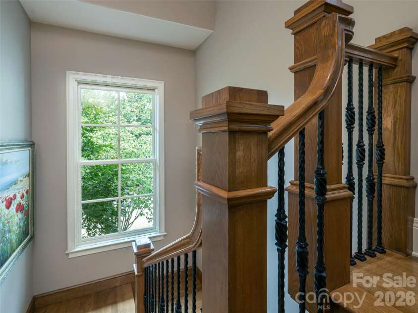 39 Beadle Lane, Asheville, NC 28803.  MLS# CAR4415544, YatesRealty ID 44959. 
