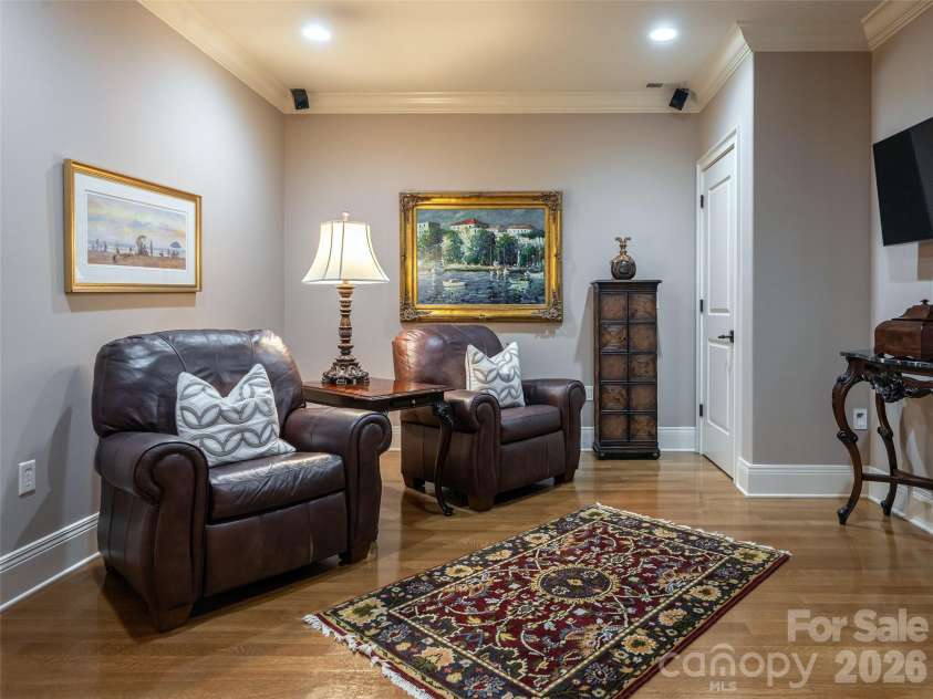 39 Beadle Lane, Asheville, NC 28803.  MLS# CAR4415544, YatesRealty ID 44959. 
