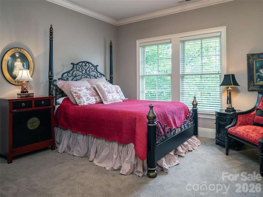 39 Beadle Lane, Asheville, NC 28803.  MLS# CAR4415544, YatesRealty ID 44959. 