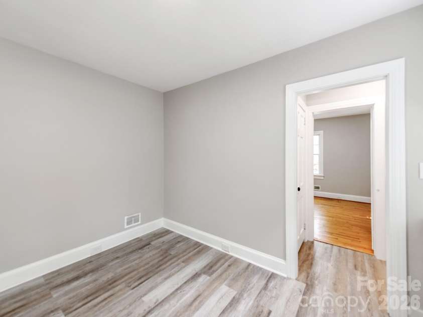 113 Falls Street, Morganton, NC 28655.  MLS# CAR4345012, YatesRealty ID 4496. 