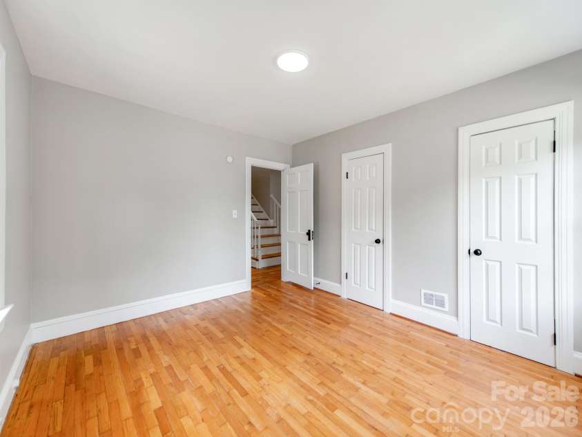 113 Falls Street, Morganton, NC 28655.  MLS# CAR4345012, YatesRealty ID 4496. 