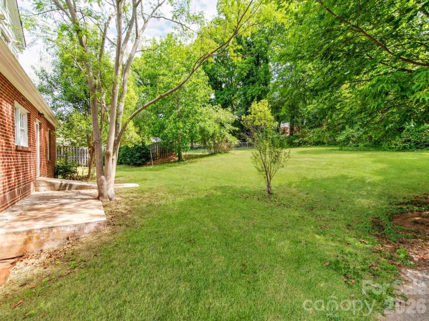 113 Falls Street, Morganton, NC 28655.  MLS# CAR4345012, YatesRealty ID 4496. 