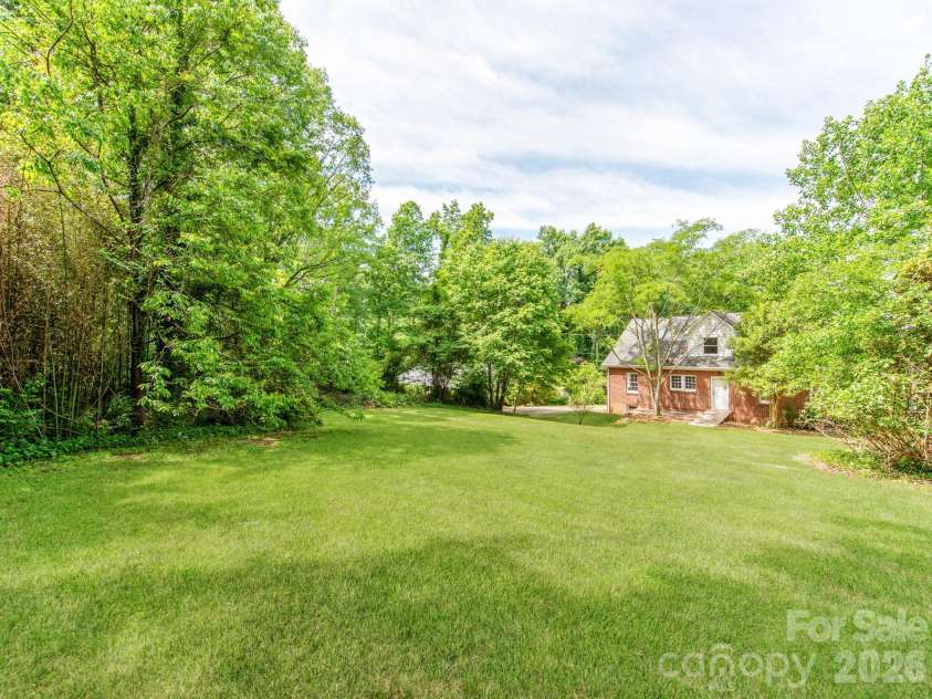113 Falls Street, Morganton, NC 28655.  MLS# CAR4345012, YatesRealty ID 4496. 