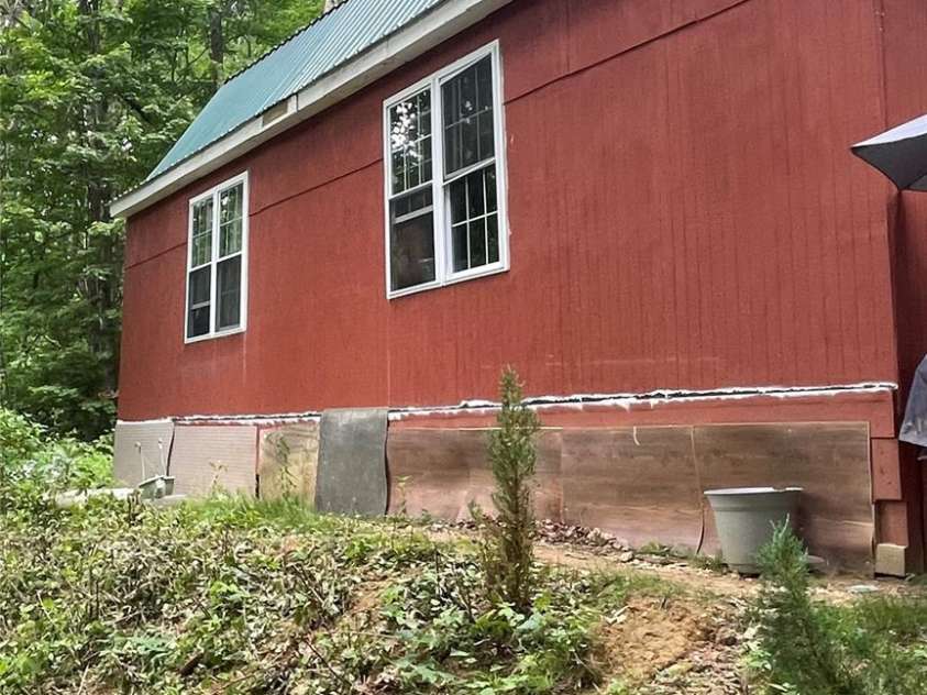 1526 Pine Mountain Road, Creston, NC 28615.  MLS# CAR4415411, YatesRealty ID 44960. 
