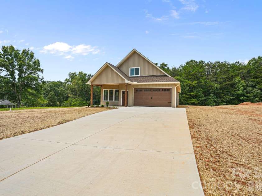 708 Meadowood Street, Hudson, NC 28638.  MLS# CAR4413638, YatesRealty ID 44962. 