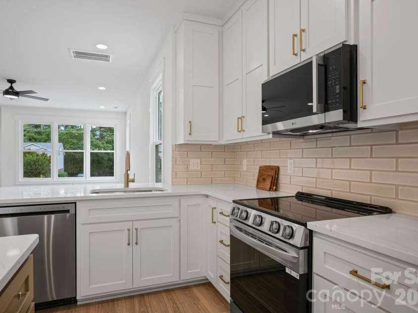 708 Meadowood Street, Hudson, NC 28638.  MLS# CAR4413638, YatesRealty ID 44962. 