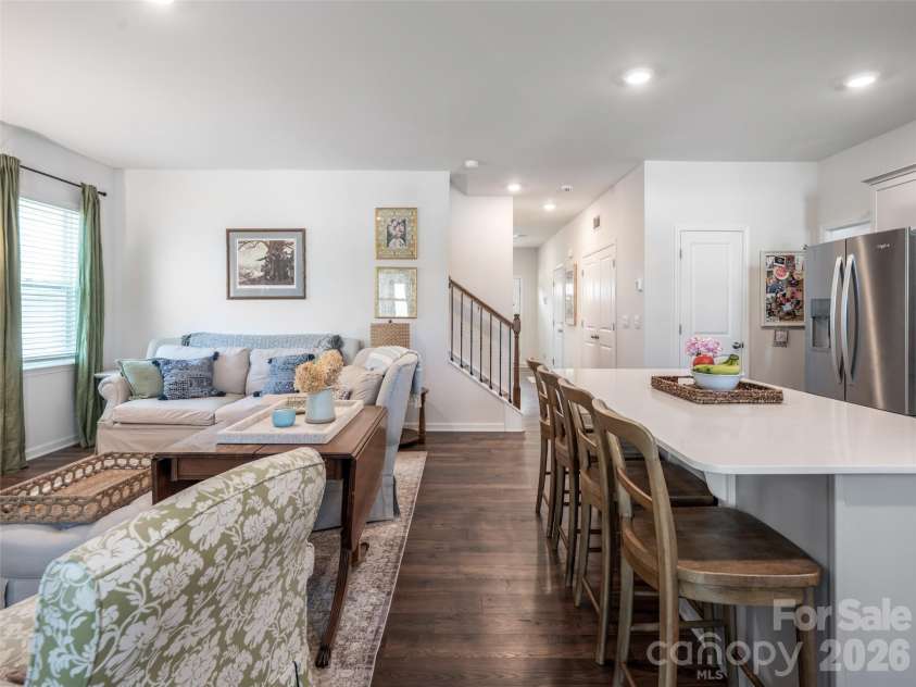 596 Country Oak Drive, Asheville, NC 28804.  MLS# CAR4415536, YatesRealty ID 44963. 