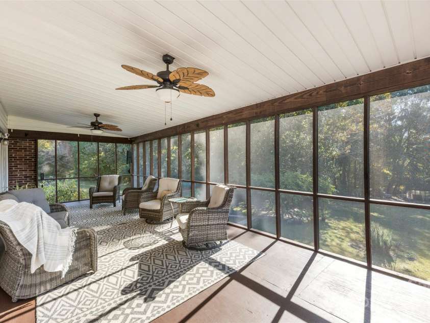 320 Huffstetler Lake Road, Dallas, NC 28034.  MLS# CAR4312031, YatesRealty ID 44965. 