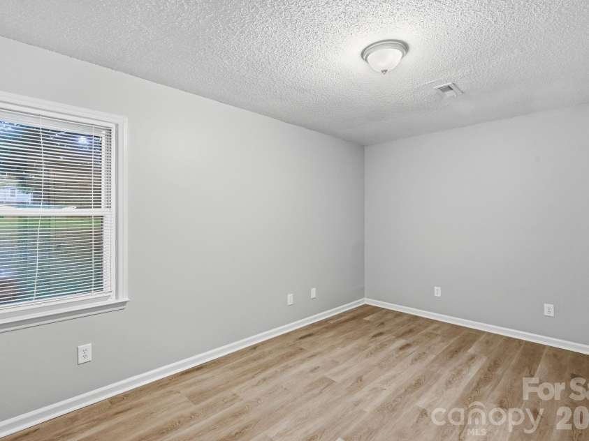 107 Bain Road, Kings Mountain, NC 28086.  MLS# CAR4415276, YatesRealty ID 44966. 