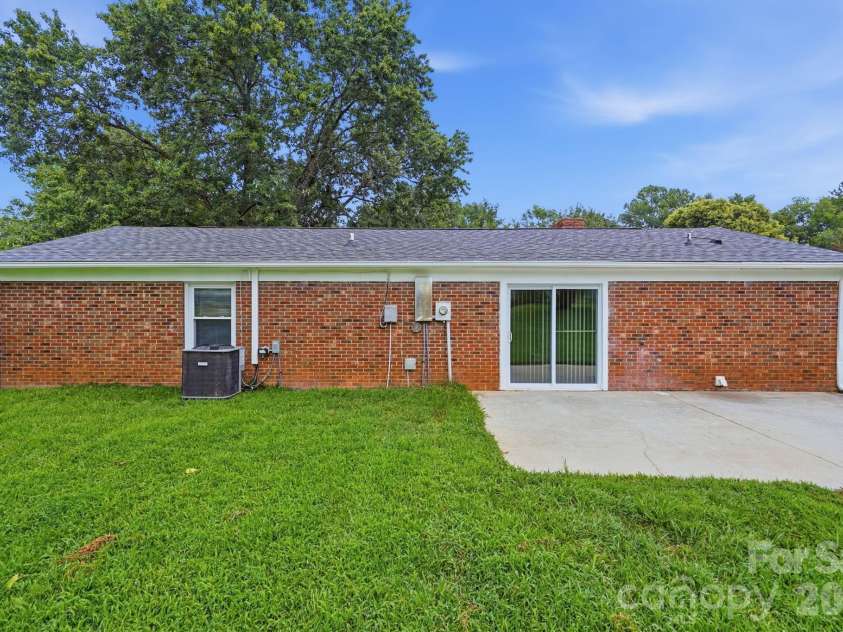 107 Bain Road, Kings Mountain, NC 28086.  MLS# CAR4415276, YatesRealty ID 44966. 