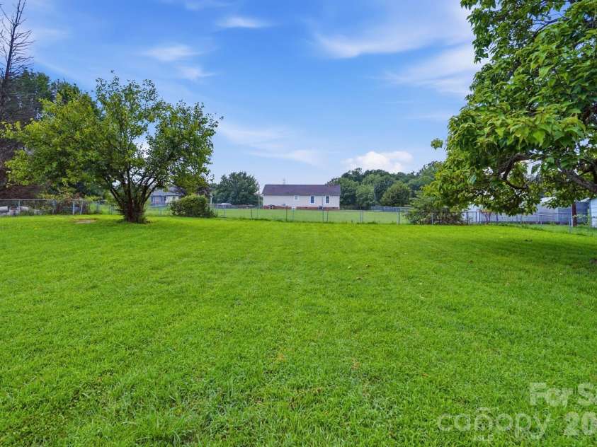 107 Bain Road, Kings Mountain, NC 28086.  MLS# CAR4415276, YatesRealty ID 44966. 