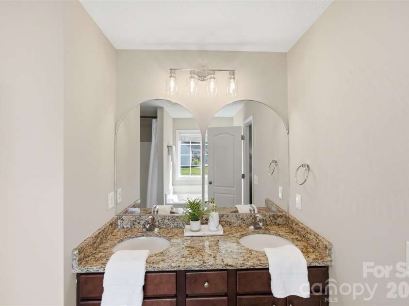416 Stacy Lane, York, SC 29745.  MLS# CAR4410017, YatesRealty ID 44967. 