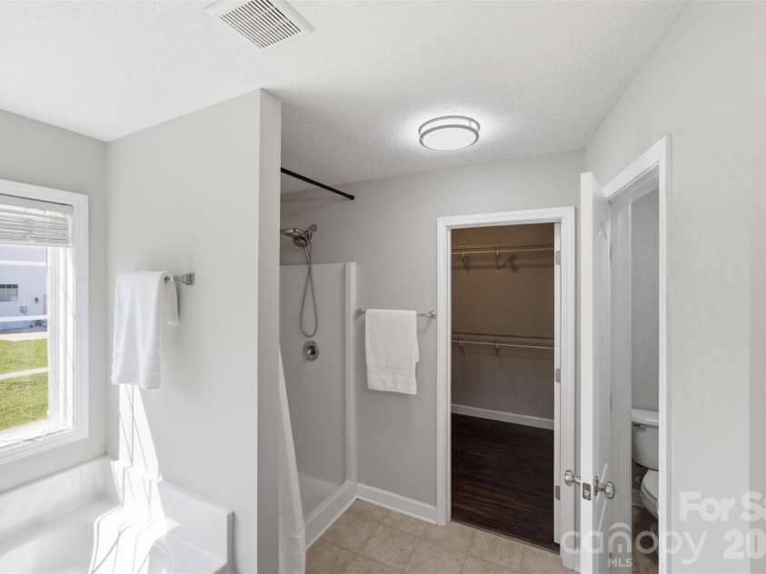 416 Stacy Lane, York, SC 29745.  MLS# CAR4410017, YatesRealty ID 44967. 