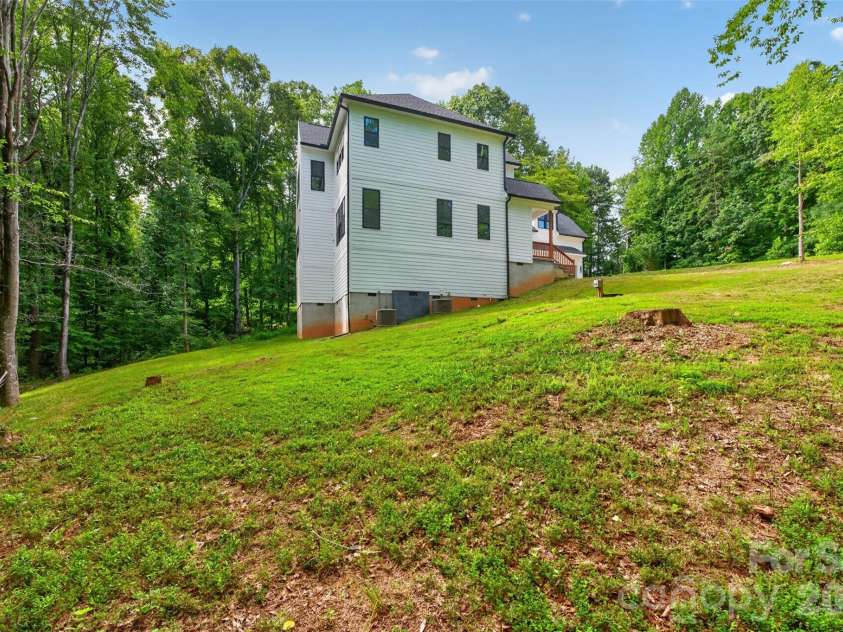 1266 Ron Whicker Drive, Catawba, NC 28609.  MLS# CAR4411097, YatesRealty ID 44969. 