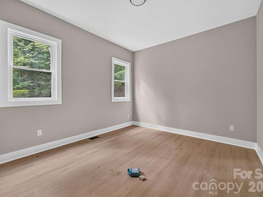 1266 Ron Whicker Drive, Catawba, NC 28609.  MLS# CAR4411097, YatesRealty ID 44969. 