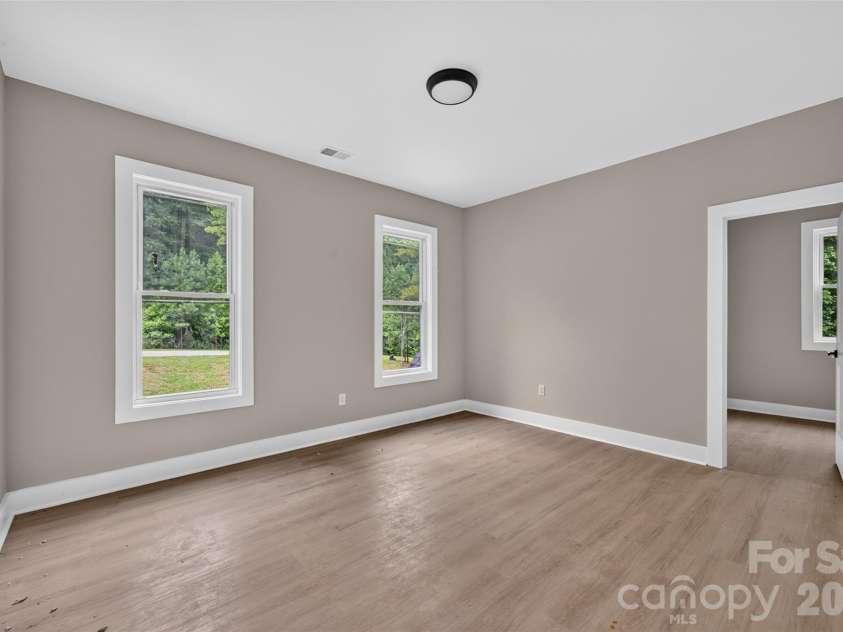 1266 Ron Whicker Drive, Catawba, NC 28609.  MLS# CAR4411097, YatesRealty ID 44969. 
