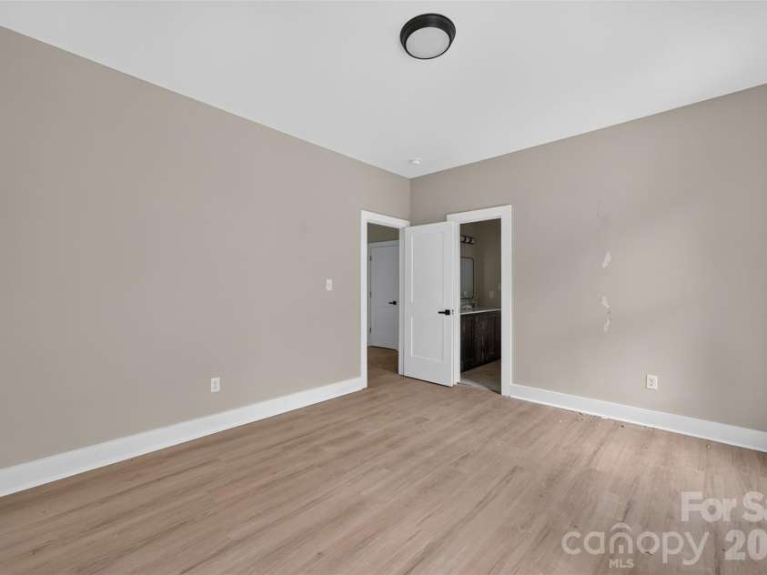 1266 Ron Whicker Drive, Catawba, NC 28609.  MLS# CAR4411097, YatesRealty ID 44969. 