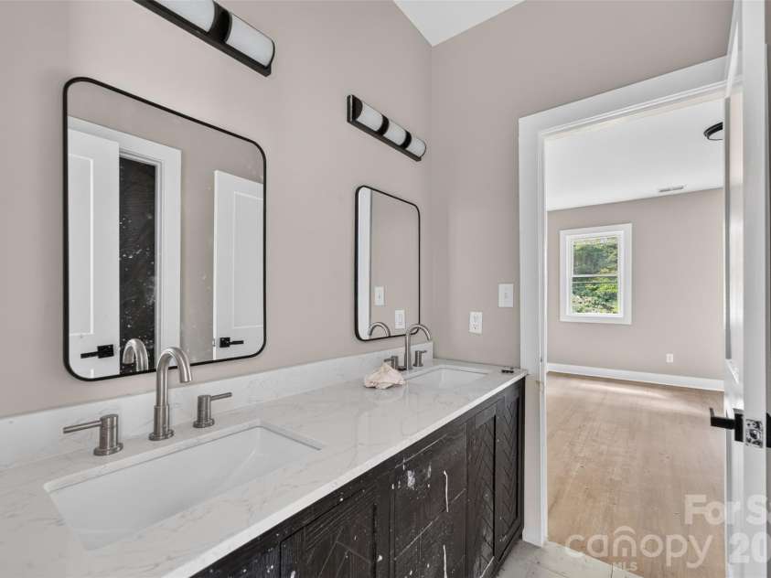 1266 Ron Whicker Drive, Catawba, NC 28609.  MLS# CAR4411097, YatesRealty ID 44969. 