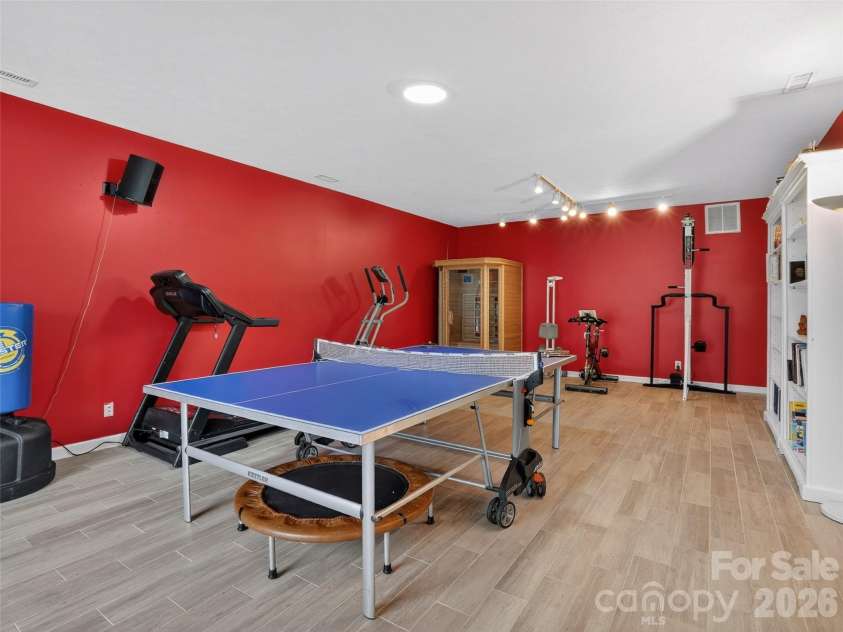 17 Driver Court, Hendersonville, NC 28739.  MLS# CAR4346036, YatesRealty ID 4497. 