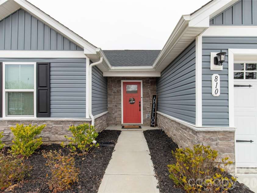 810 Purslane Street, Lancaster, SC 29720.  MLS# CAR4352221, YatesRealty ID 4497. 