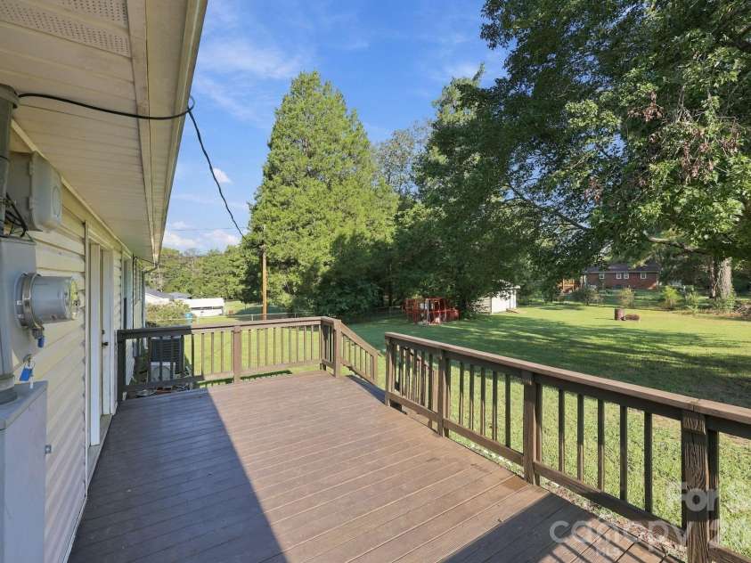 105 Stoneybrook Road, Salisbury, NC 28147.  MLS# CAR4426829, YatesRealty ID 44971. 