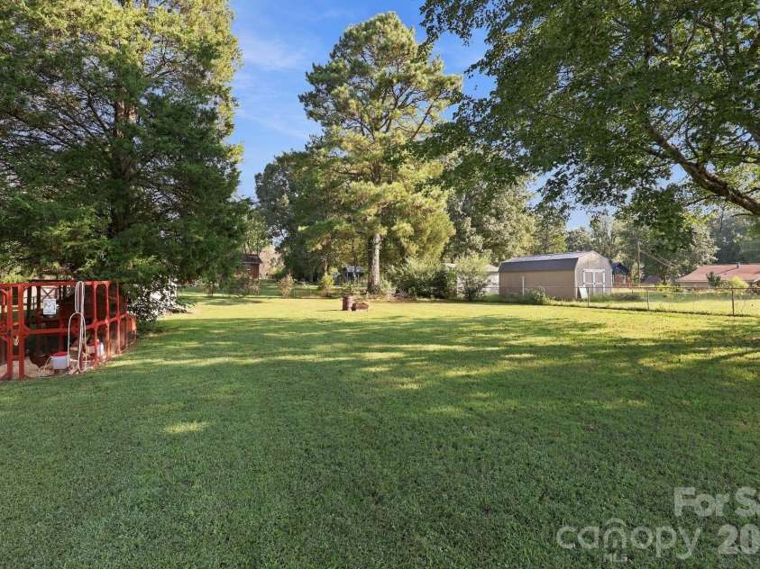 105 Stoneybrook Road, Salisbury, NC 28147.  MLS# CAR4426829, YatesRealty ID 44971. 