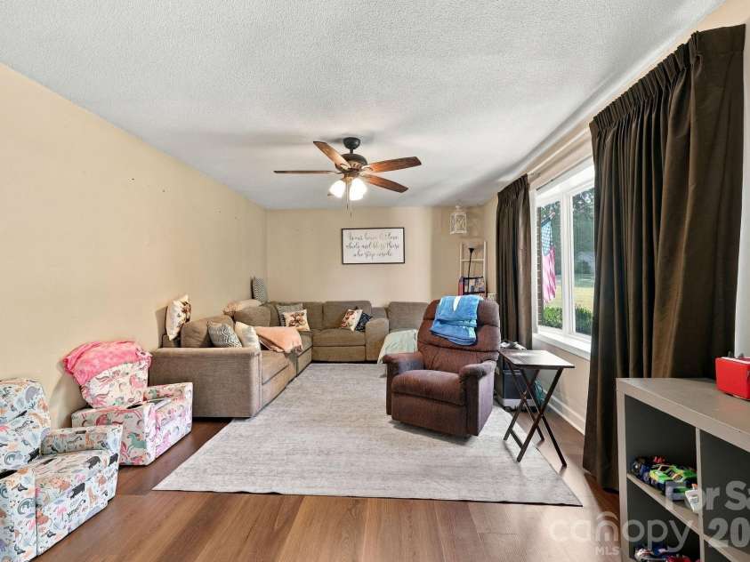 105 Stoneybrook Road, Salisbury, NC 28147.  MLS# CAR4426829, YatesRealty ID 44971. 
