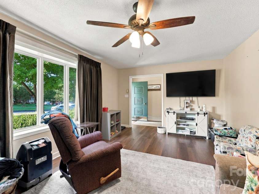 105 Stoneybrook Road, Salisbury, NC 28147.  MLS# CAR4426829, YatesRealty ID 44971. 