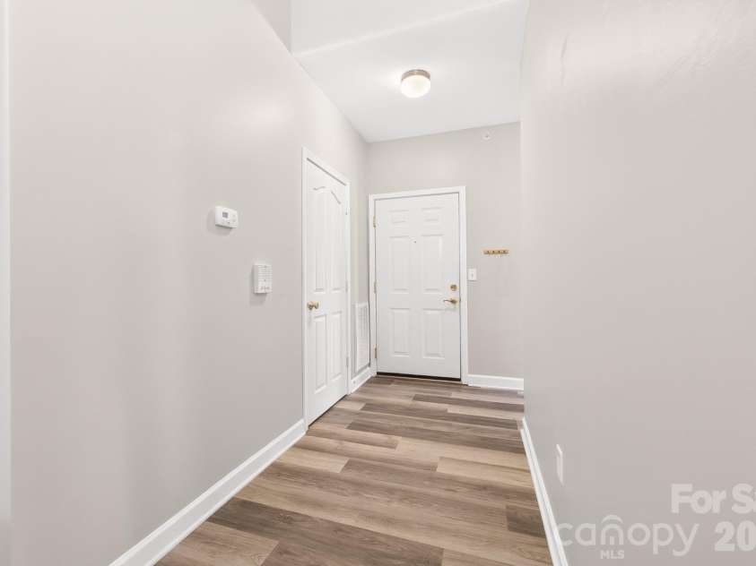 11721 Ridgeway Park Drive, Charlotte, NC 28277.  MLS# CAR4397407, YatesRealty ID 44972. 