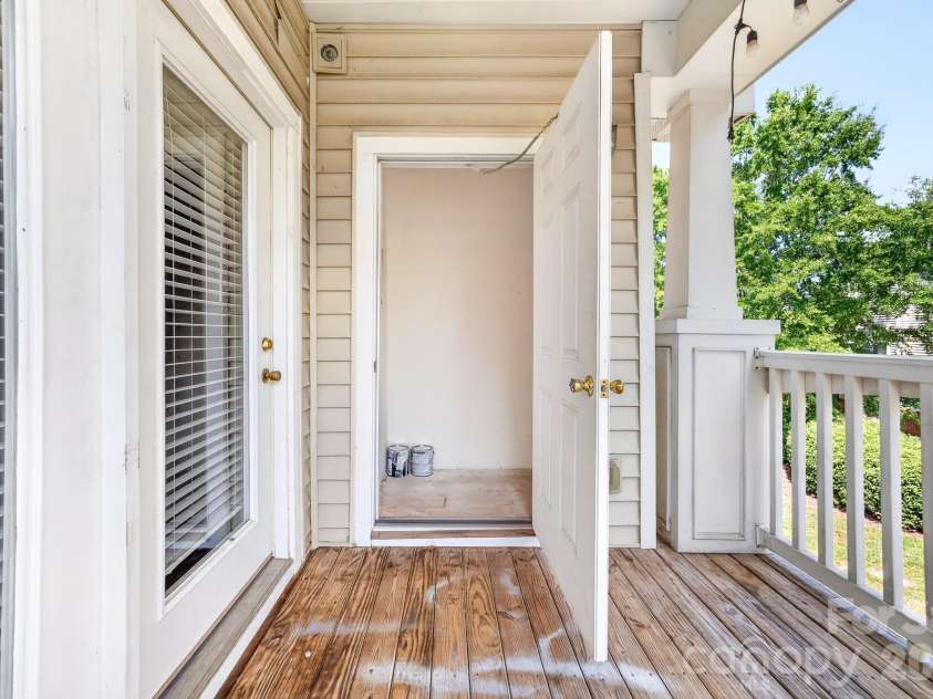 11721 Ridgeway Park Drive, Charlotte, NC 28277.  MLS# CAR4397407, YatesRealty ID 44972. 