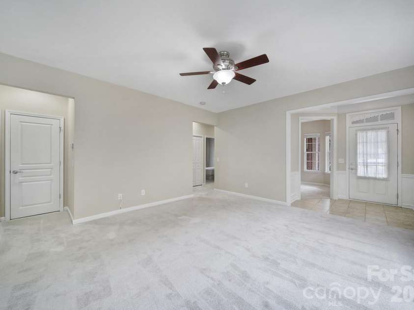 5018 Grandview Drive, Fort Mill, SC 29707.  MLS# CAR4299225, YatesRealty ID 4498. 