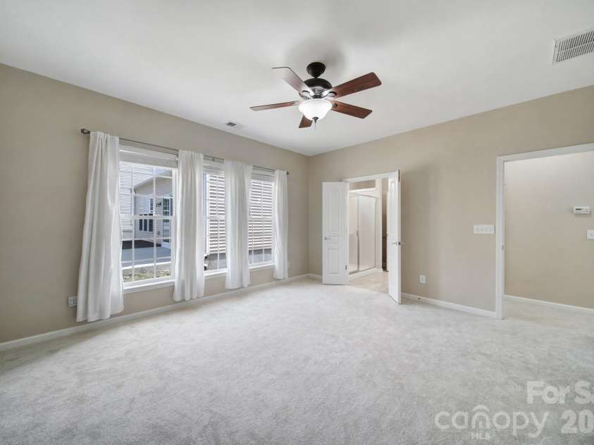 5018 Grandview Drive, Fort Mill, SC 29707.  MLS# CAR4299225, YatesRealty ID 4498. 