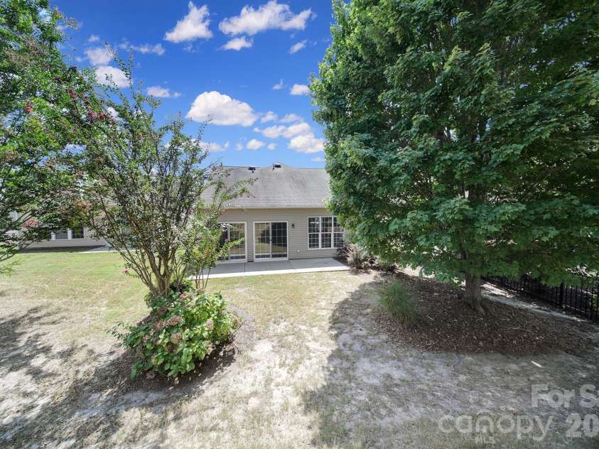 5018 Grandview Drive, Fort Mill, SC 29707.  MLS# CAR4299225, YatesRealty ID 4498. 