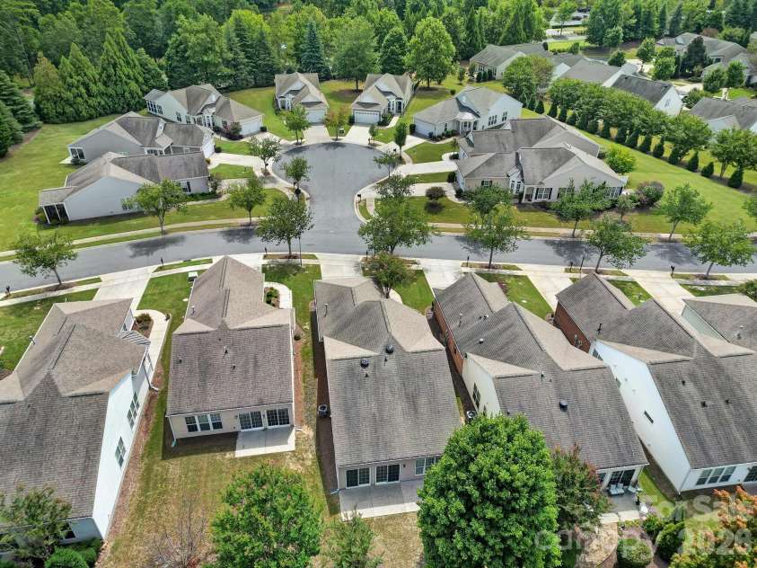5018 Grandview Drive, Fort Mill, SC 29707.  MLS# CAR4299225, YatesRealty ID 4498. 