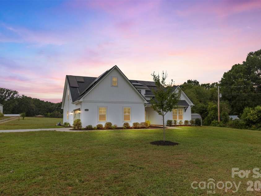 5200 Lancaster Highway, Monroe, NC 28112.  MLS# CAR4344506, YatesRealty ID 4498. 