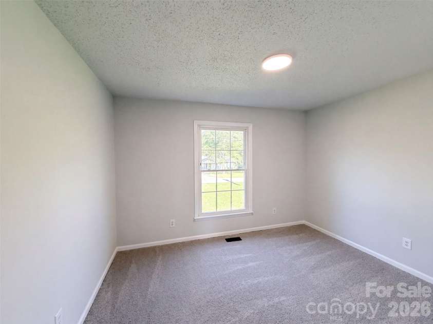 4202 Wrentree Drive, Dallas, NC 28034.  MLS# CAR4415605, YatesRealty ID 44980. 