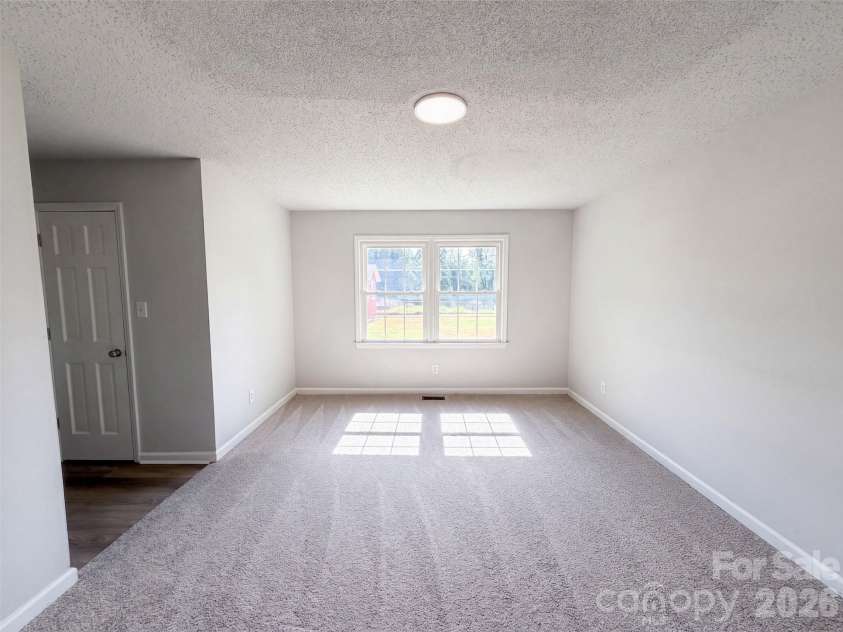 4202 Wrentree Drive, Dallas, NC 28034.  MLS# CAR4415605, YatesRealty ID 44980. 