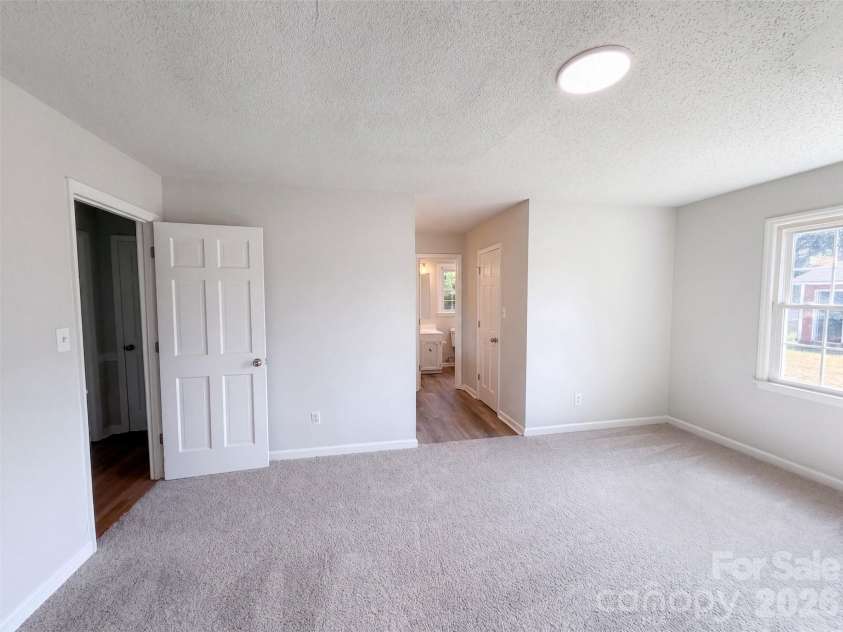 4202 Wrentree Drive, Dallas, NC 28034.  MLS# CAR4415605, YatesRealty ID 44980. 