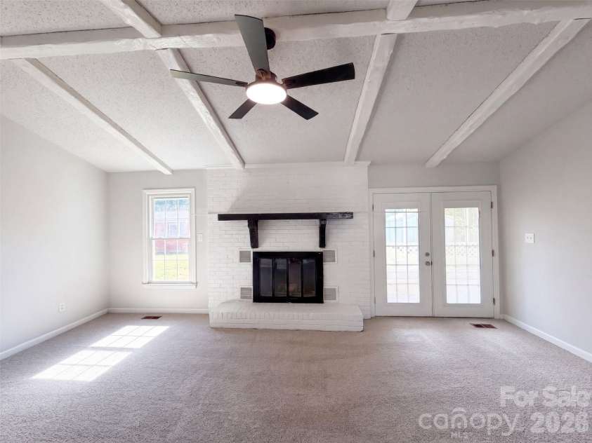 4202 Wrentree Drive, Dallas, NC 28034.  MLS# CAR4415605, YatesRealty ID 44980. 