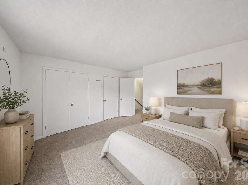 6835 Farmingdale Drive, Charlotte, NC 28212.  MLS# CAR4412722, YatesRealty ID 44983. Staged